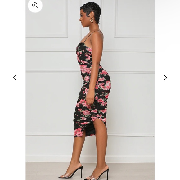 Floral Ruched Dress w/Split - Picture 3 of 5